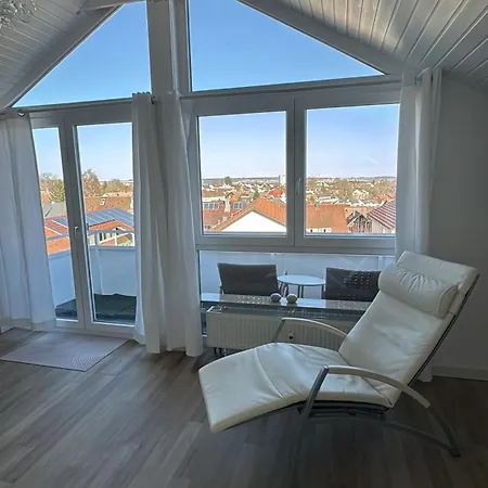 Good View Dachstudio- Naehe Zentrum דירה *