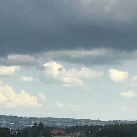 דירה Good View Dachstudio- Naehe Zentrum פרוידנשטאדט